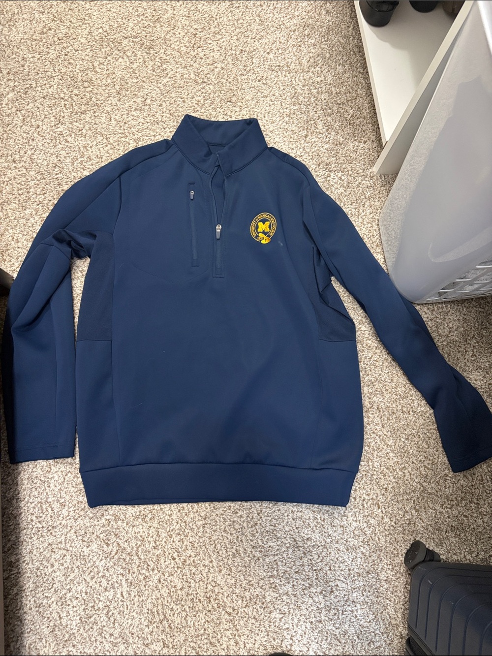 Navy Quarter-Zip Pullover Univ. of Michigan Golf Course